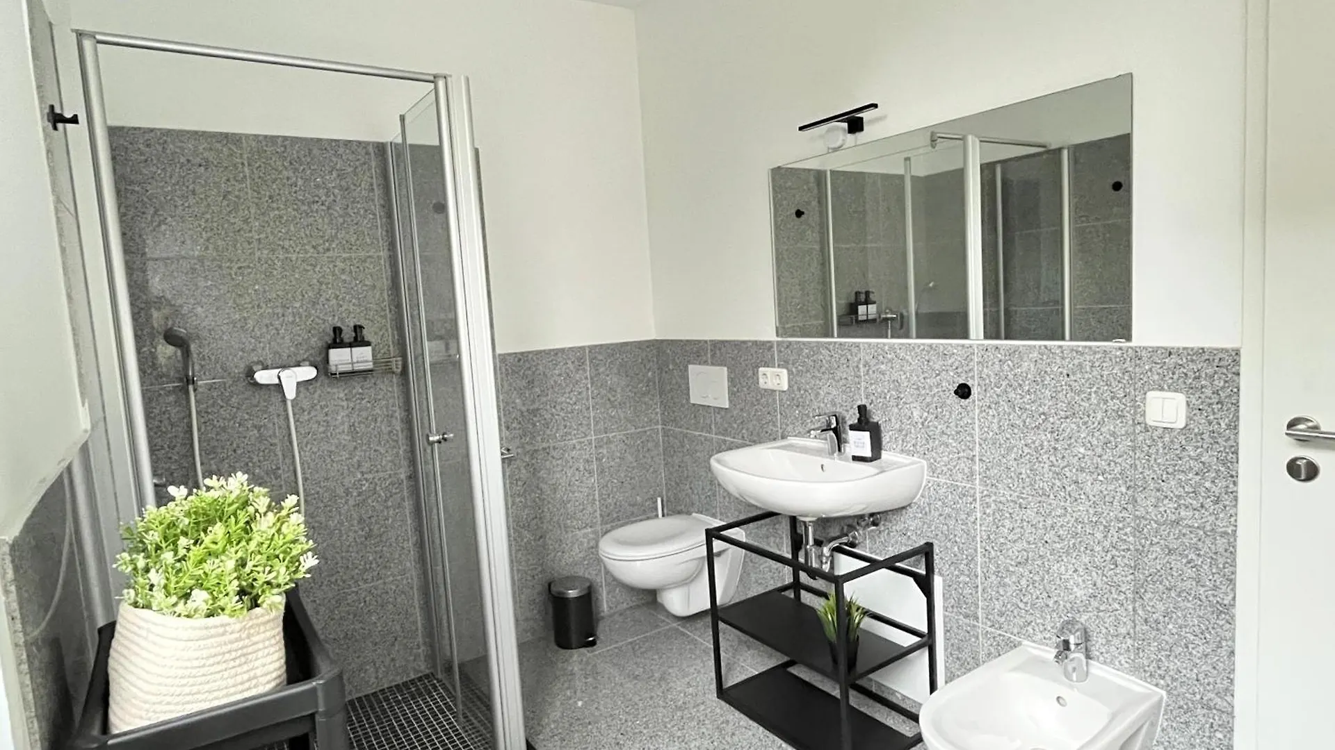 Lta Apartment Muenchen Sued No1 Fun & Games Germany