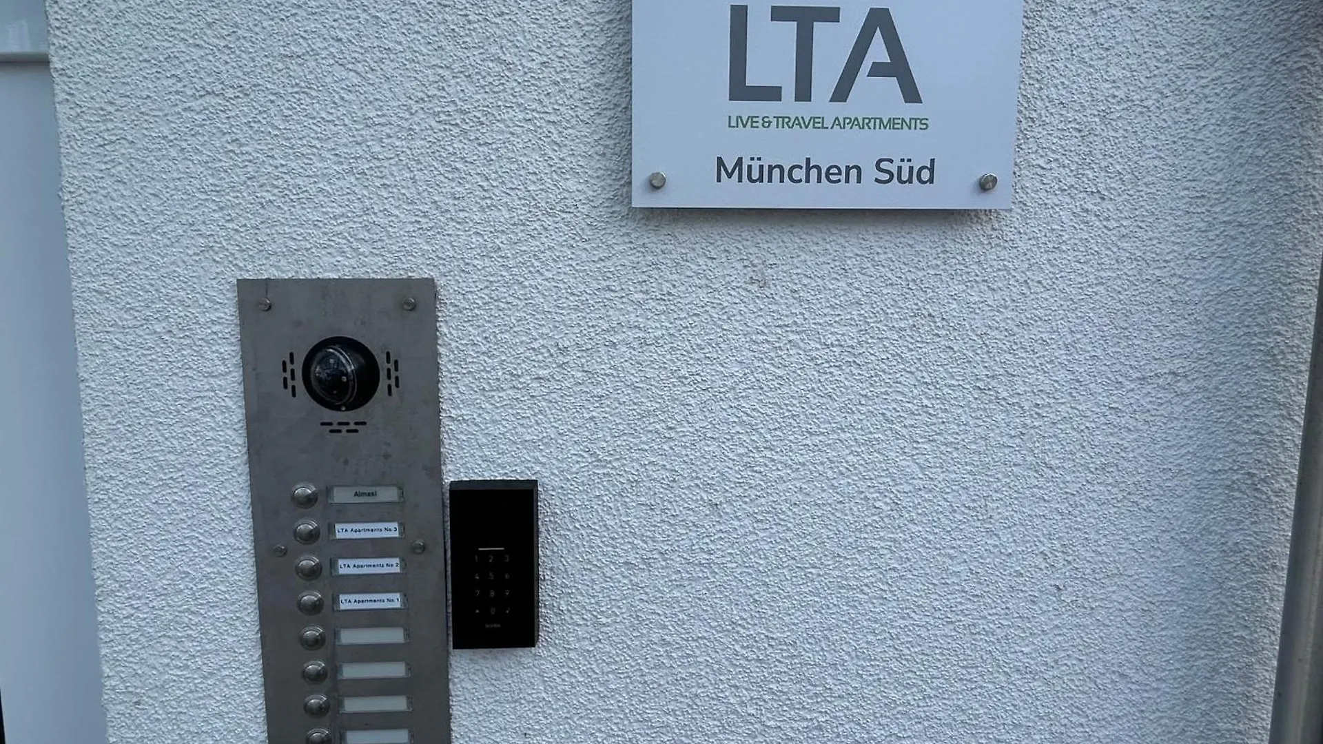 Lta Apartment Muenchen Sued No1 Fun & Games 0*, Munich